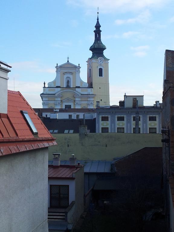 Penzion Mensik Hotel Kromeriz Exterior photo